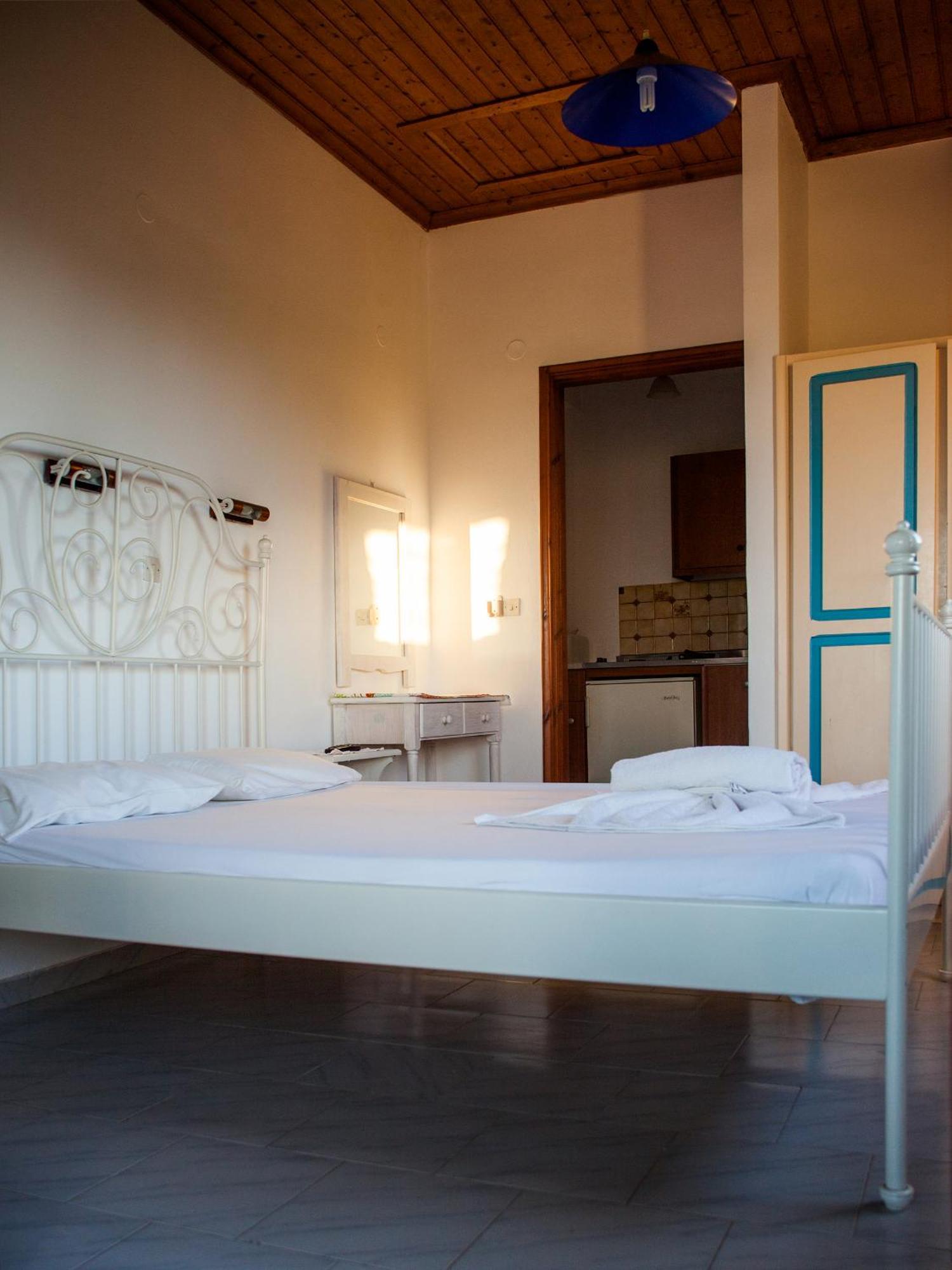 Areti Orfeas Studios Vasilikí Zimmer foto